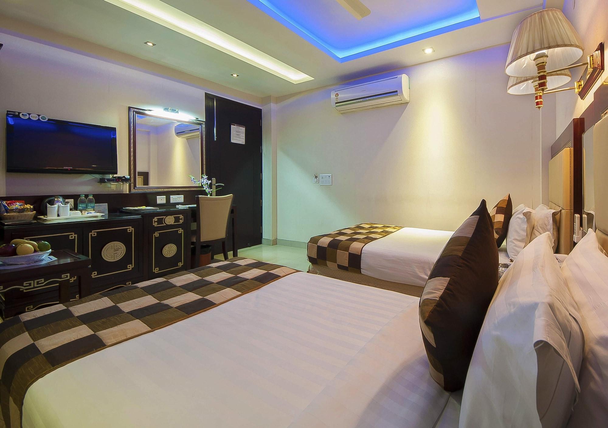 Dewdrop Intercity Hotel Дели Экстерьер фото